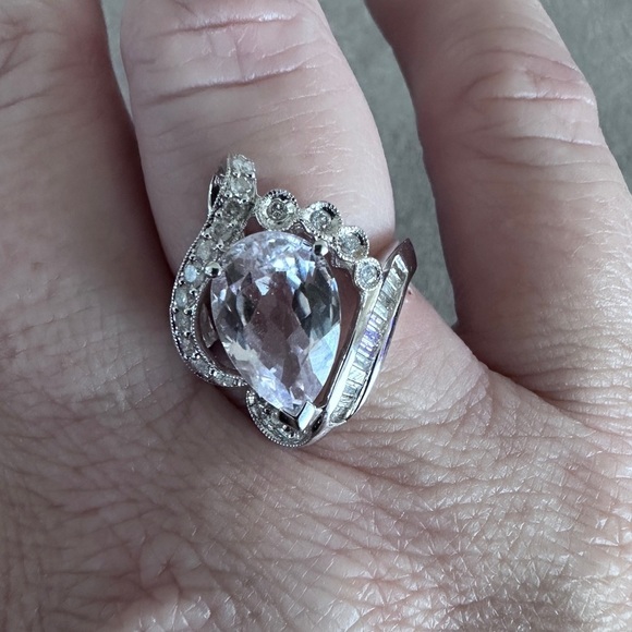 CZ fashion cocktail ring! - Picture 7 of 10